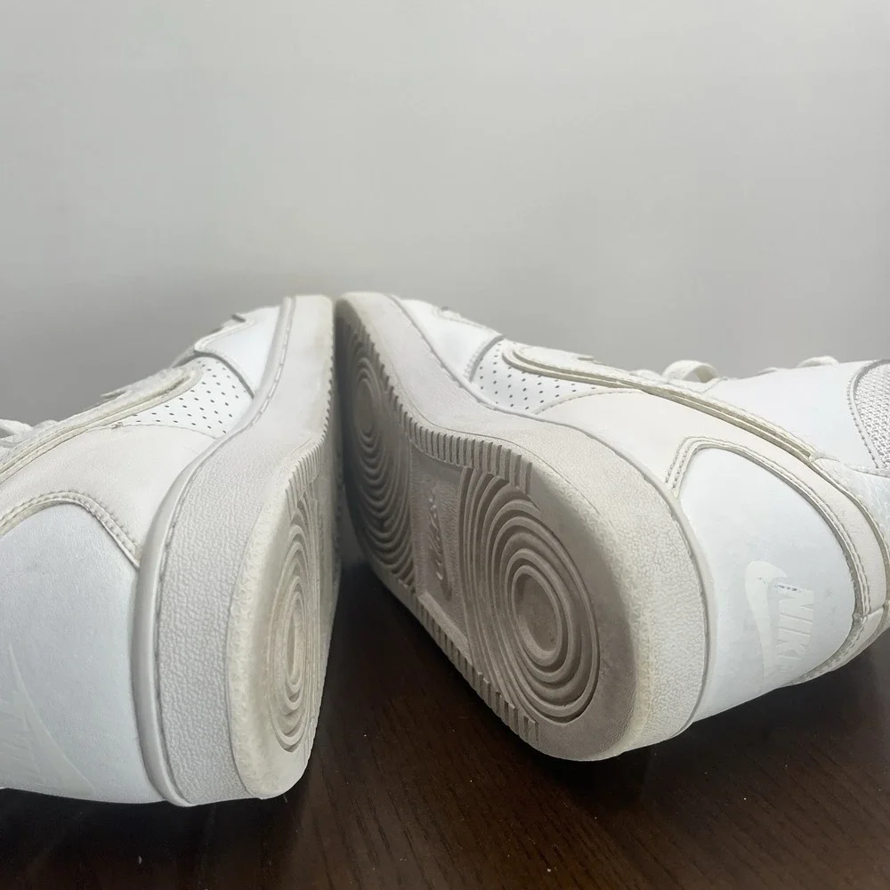 Nike Son of Force Mid Shoes‎ Women's 9 Triple White Athletic Sneakers 616303-115